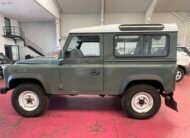 Land Rover Defender 90 S