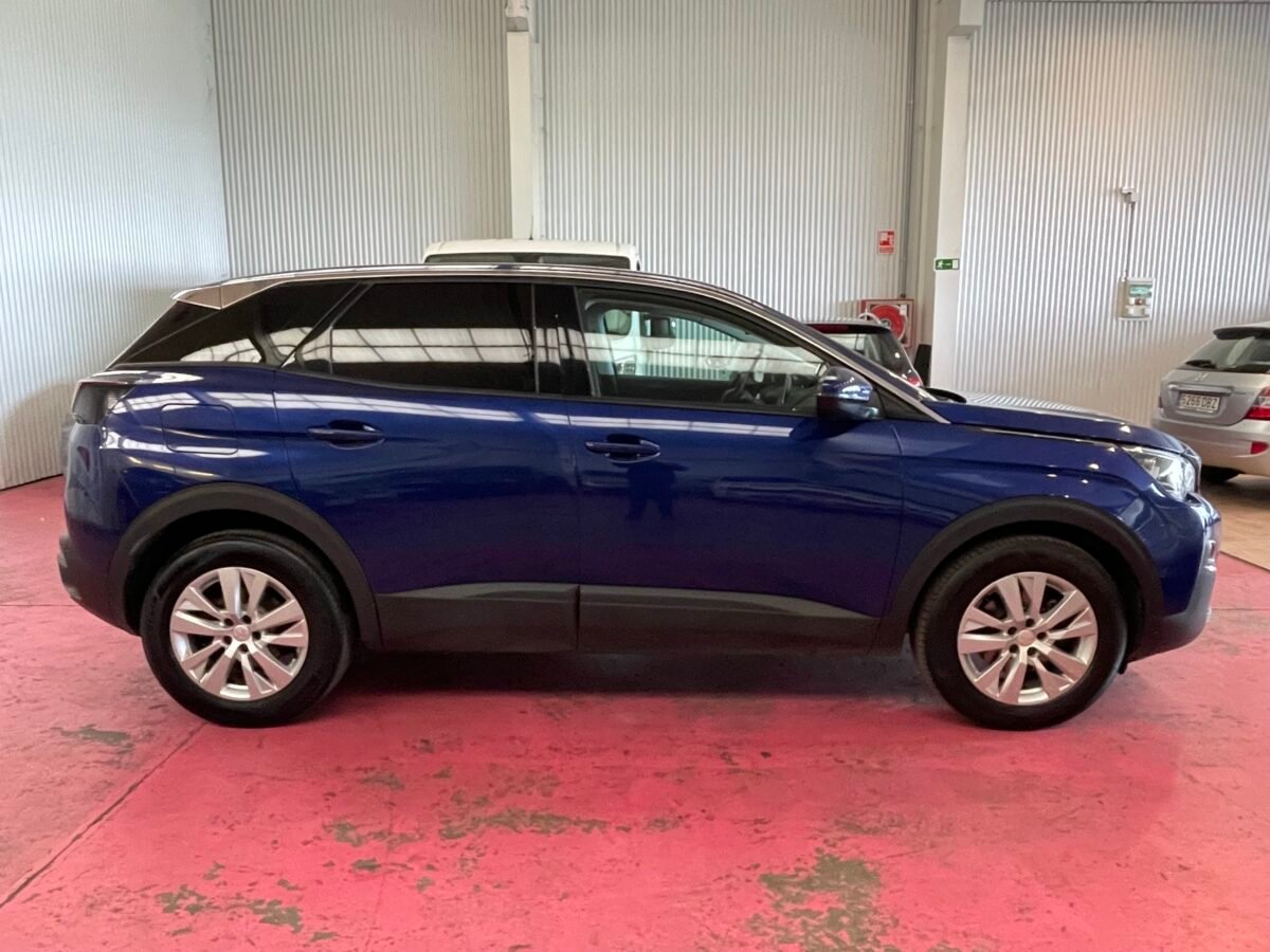 PEUGEOT 3008 1.5Hdi Active