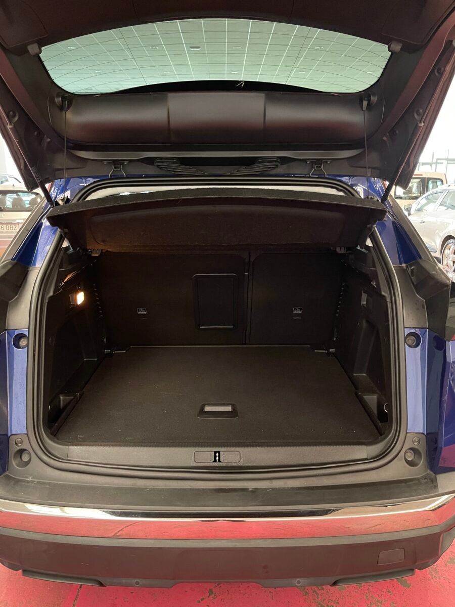 PEUGEOT 3008 1.5Hdi Active