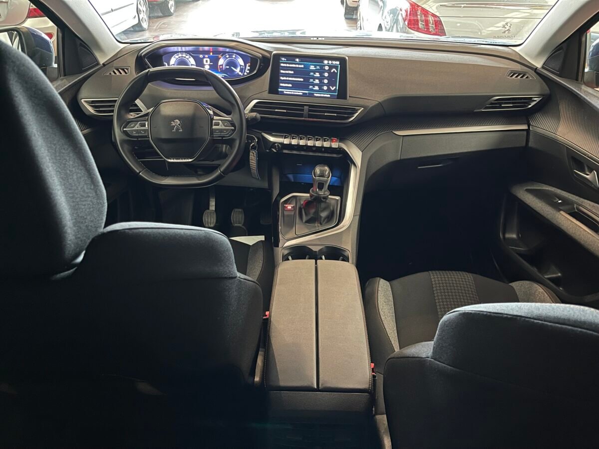 PEUGEOT 3008 1.5Hdi Active