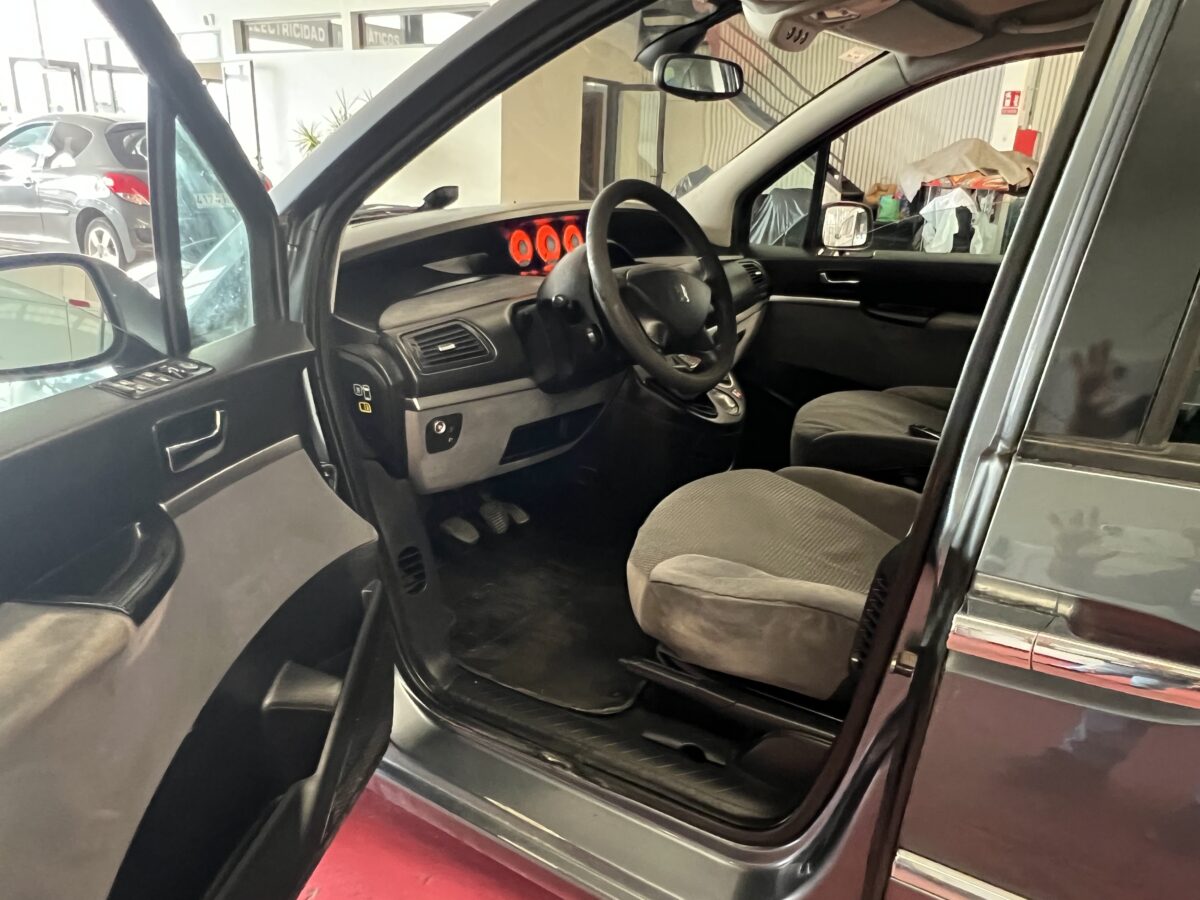 PEUGEOT 807 2.0HDI Confort