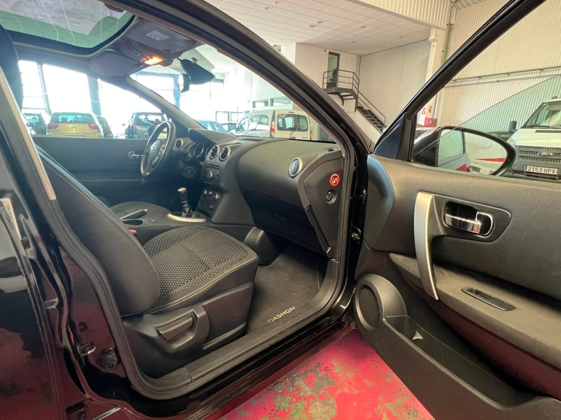 NISSAN Qasqhai 2.0G Tekna