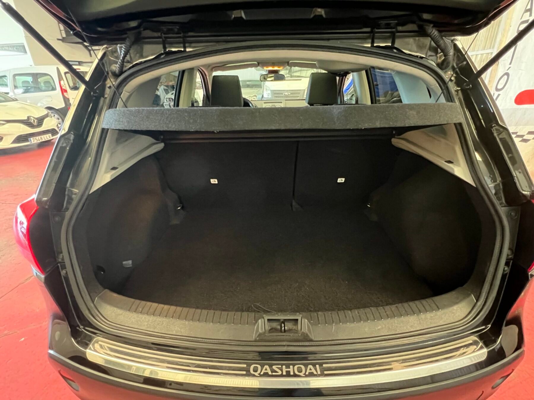 NISSAN Qasqhai 2.0G Tekna