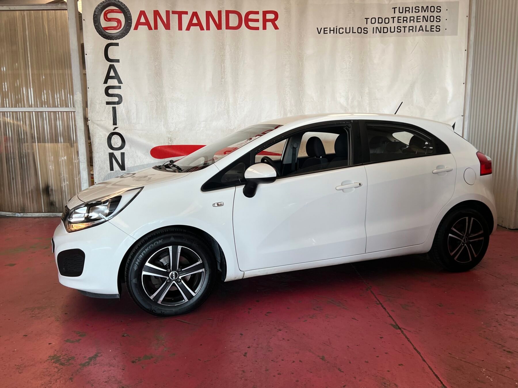 KIA Rio 1.2 CVVT Concept 