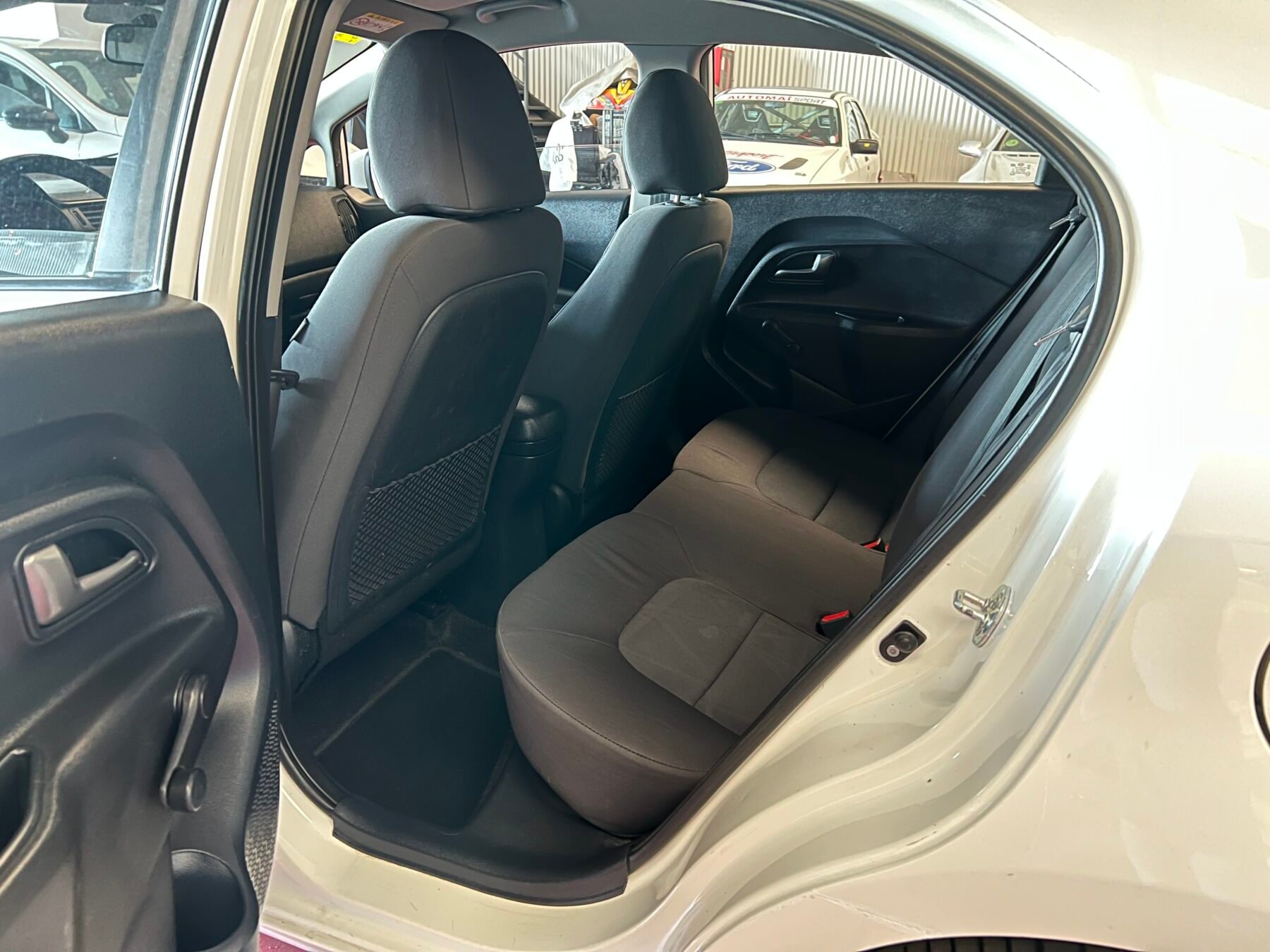 KIA Rio 1.2 CVVT Concept 