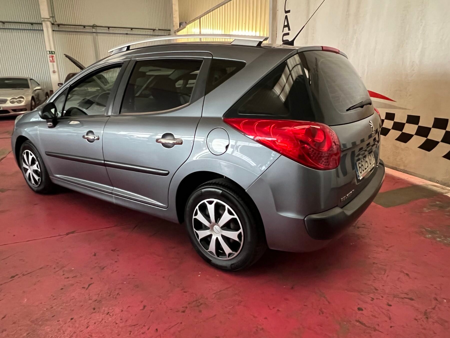 PEUGEOT 207 SW 1.6 HDI