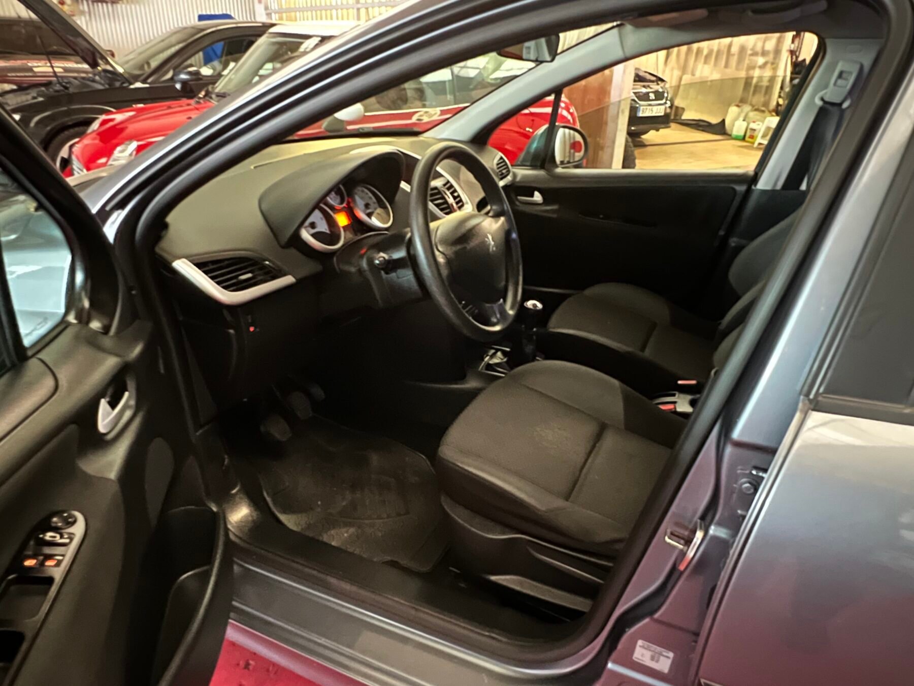 PEUGEOT 207 SW 1.6 HDI