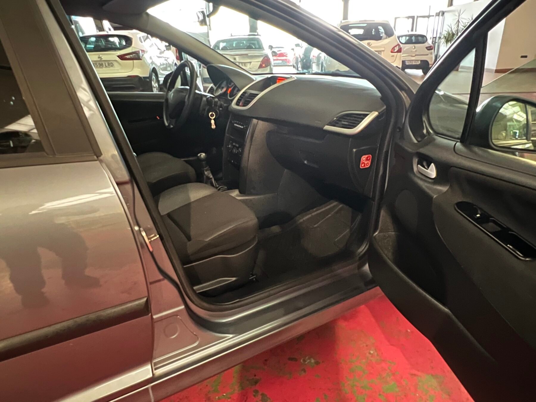 PEUGEOT 207 SW 1.6 HDI