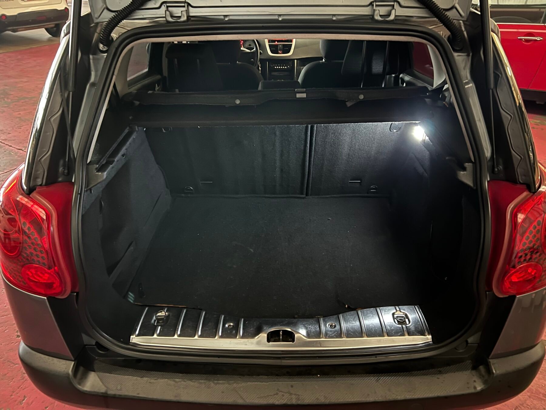 PEUGEOT 207 SW 1.6 HDI