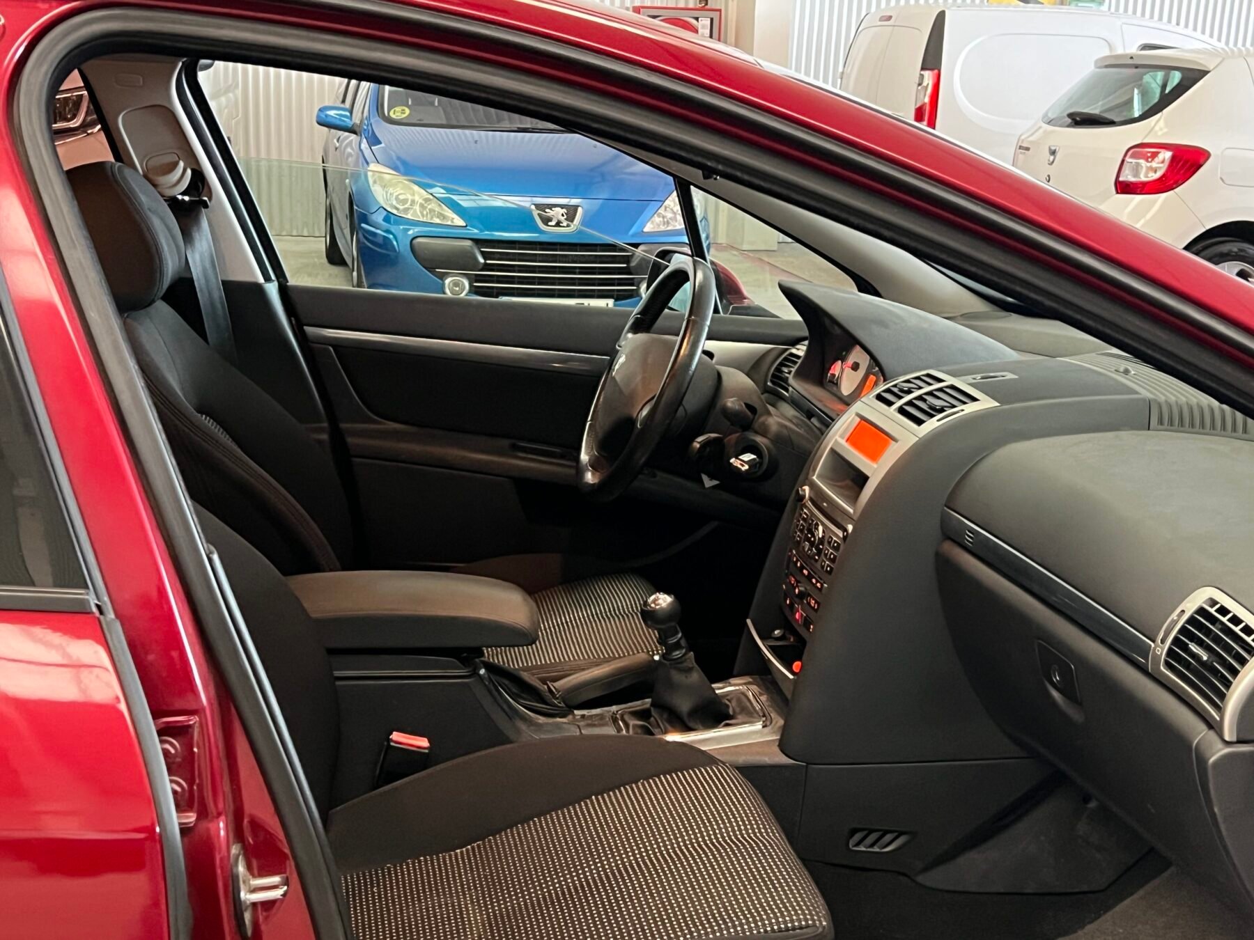 PEUGEOT 407 2.0HDI Premiun