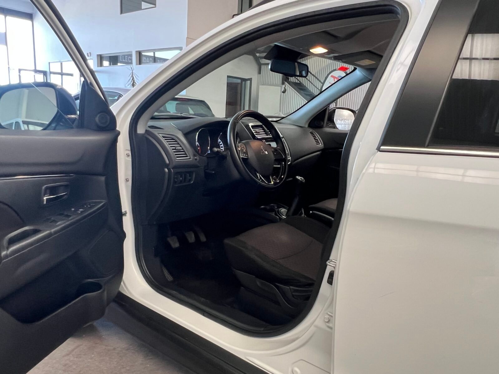 MITSUBISHI ASX 1.6 Motion