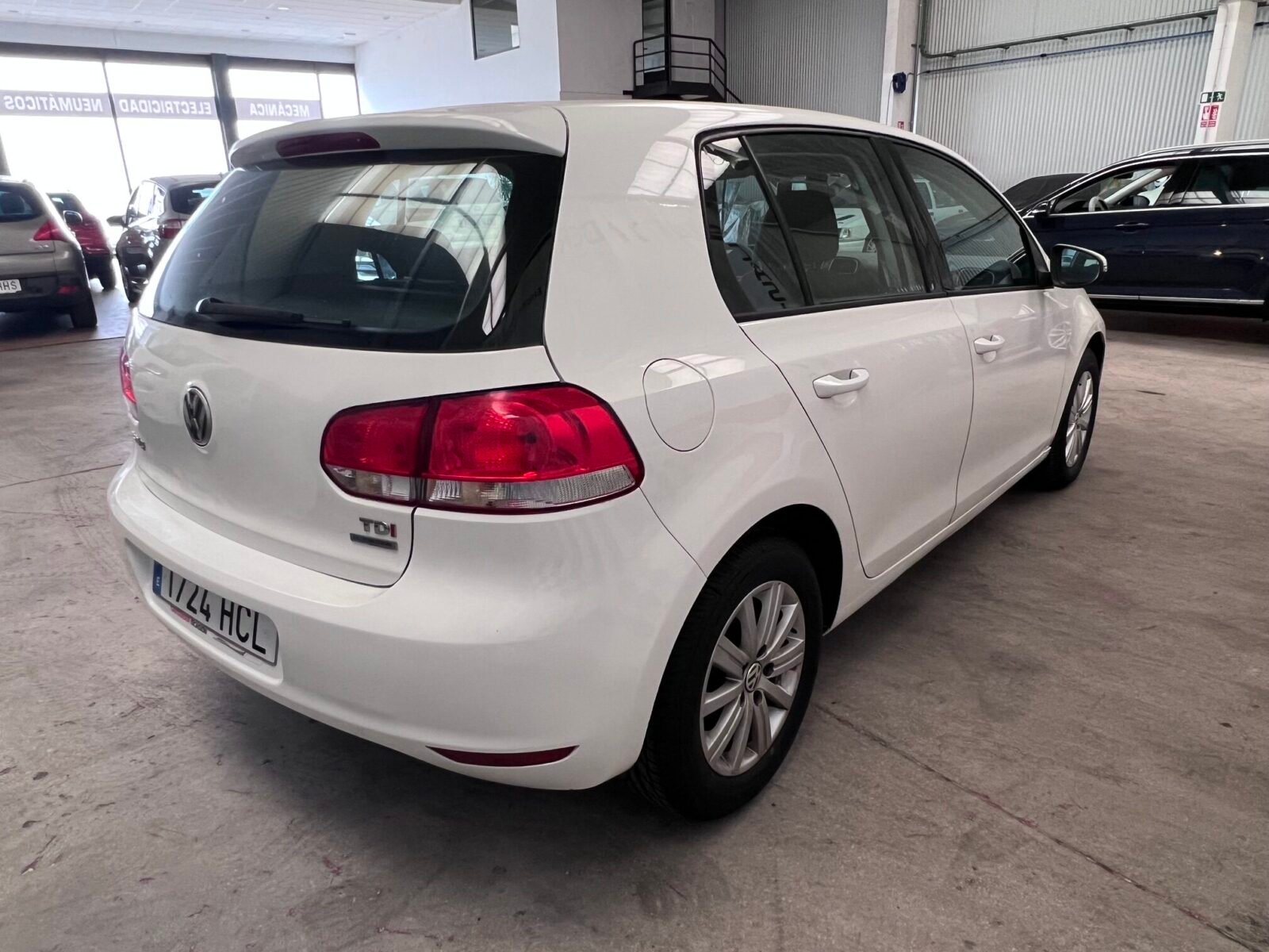 VOLKSWAGEN Golf 1.6Tdi DSG