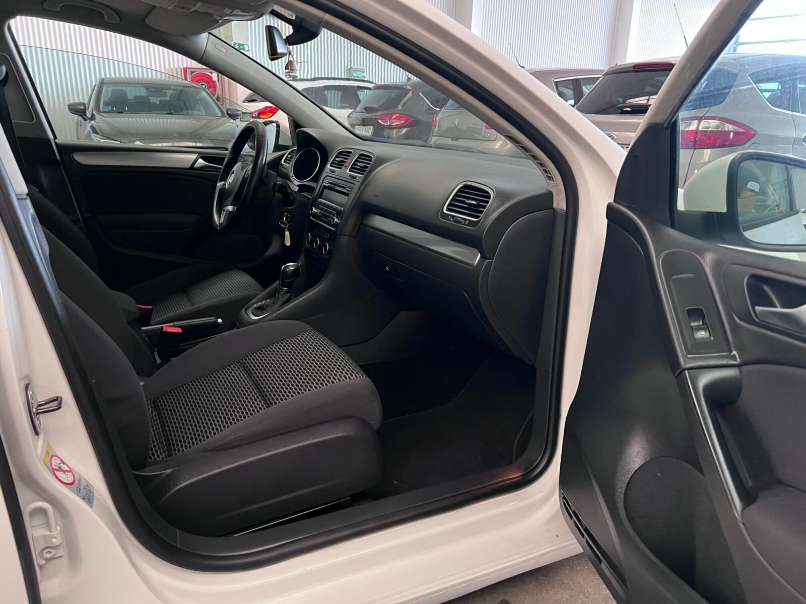 VOLKSWAGEN Golf 1.6Tdi DSG