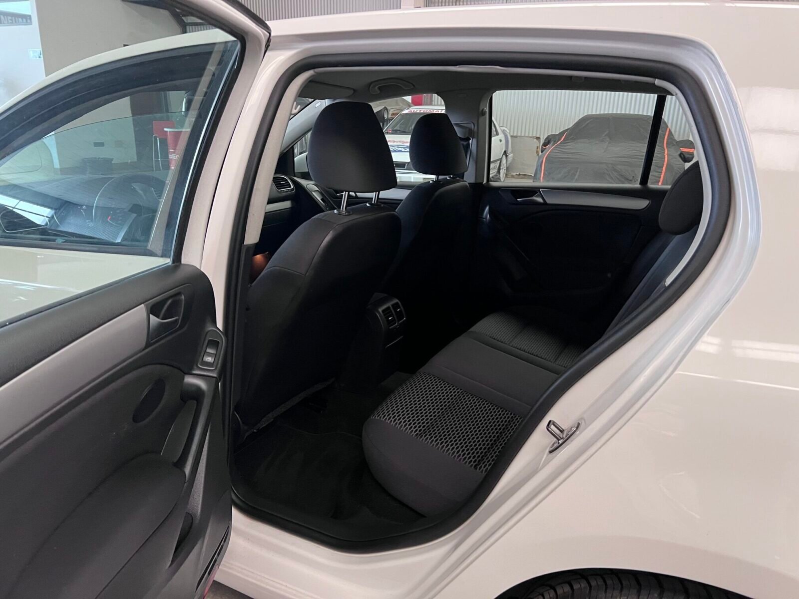 VOLKSWAGEN Golf 1.6Tdi DSG