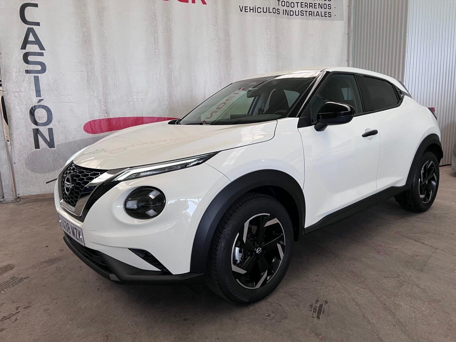 NISSAN Juke N-Conecta