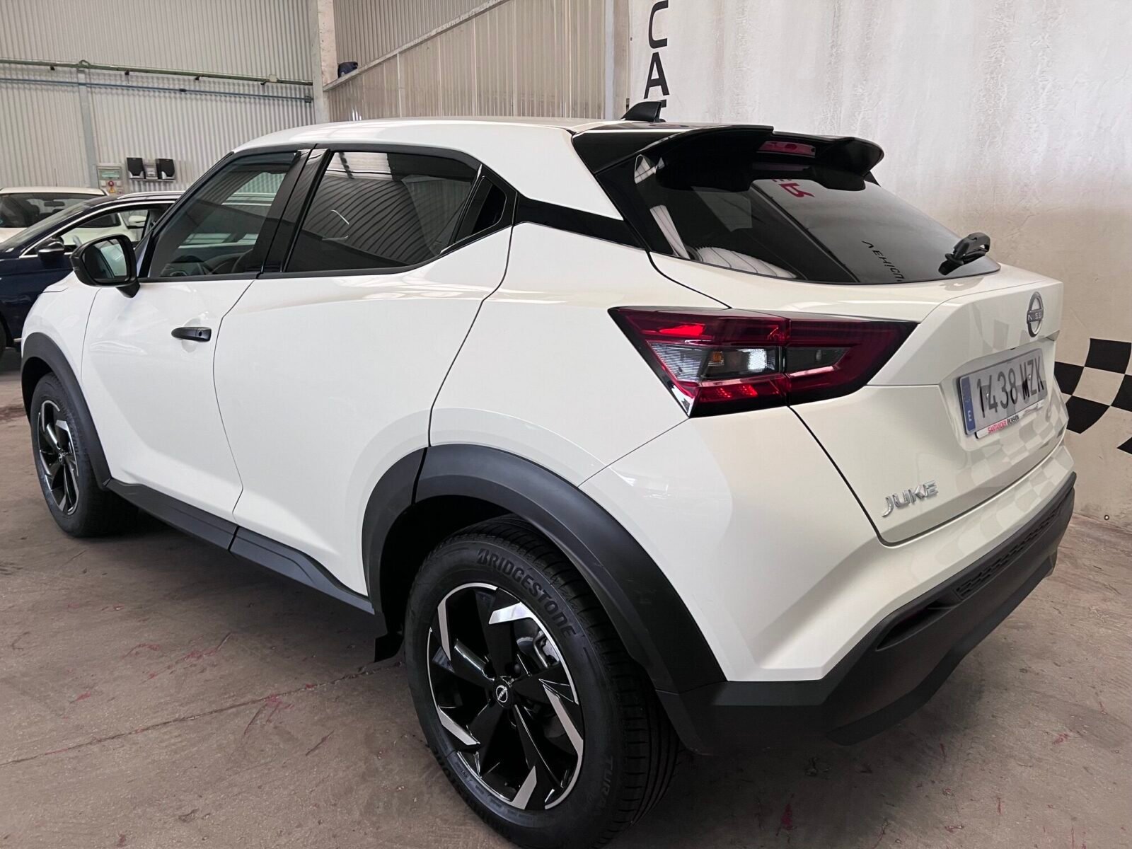 NISSAN Juke N-Conecta