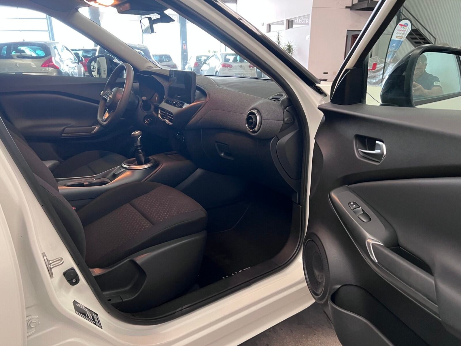 NISSAN Juke N-Conecta