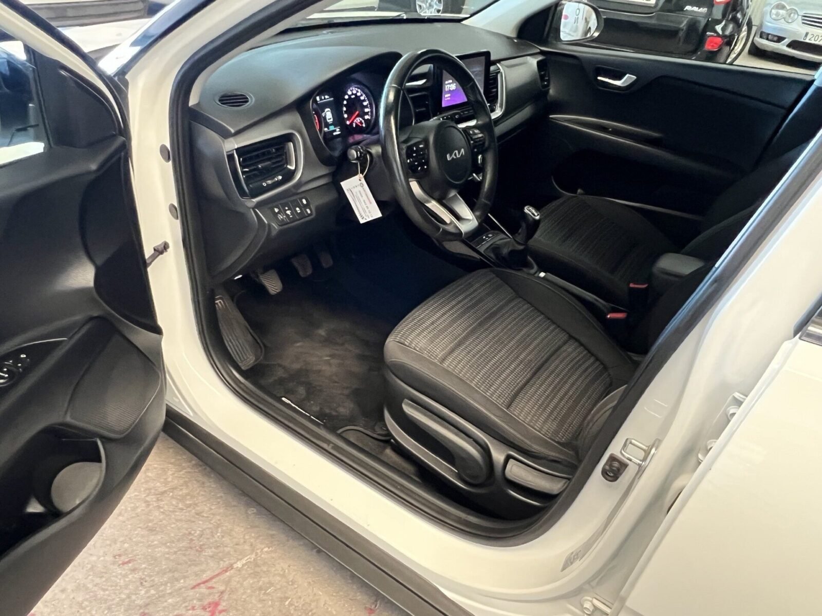 KIA Stonic Hibrido